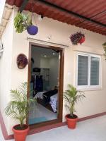 Nelavanka Homes - Fully furnished pent house - 1RK - B&B Hyderabad