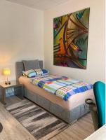 Amaya Rooms Hannover Laatzen nahe Messe & Arena - B&B Hannover