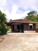 Ti Kay Kalina - Maison créole au calme avec piscine - B&B Le Vauclin