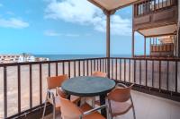 Zomero Sea View Pool Terrace and WiFi - B&B Costa del Silencio