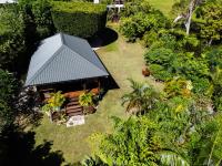 Karma Waters - Private Oceanfront & Reef Villa - B&B Port-Havannah