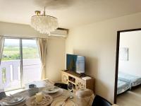 Maison deLacue - B&B Uruma
