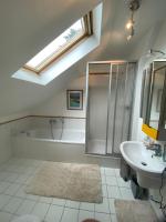 Doppelzimmer mit eigener Sitzecke - B&B Monschau