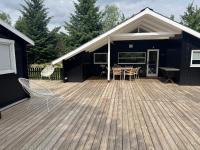 Cozy Summer House - Ferienwohnung Stubbekøbing