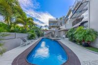 Island Vista Penthouse - B&B Airlie Beach