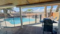 Molino 3 bedroom 2 bath with pool - B&B Las Vegas