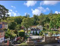 Pet Friendly 2-Bed Lodge Sleeps 5 Pool & Parking - B&B Caernarfon