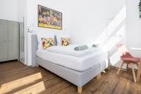 Great 1-room apartment with free underground parking - Bed and Breakfast Berlijn