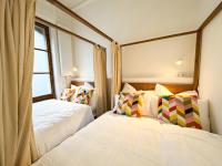Apartment for 6, Charlottenburg - B&B Berlin