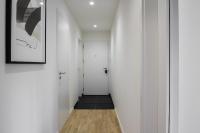 Maroldka Modern Apartment with Terrace & Private Garage - B&B Prague
