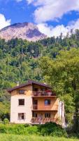 Spazio 76 - charme e relax nel cuore di Arta Terme - Bed and Breakfast Arta Terme
