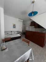 Studio (2 Adults)