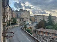 La Perla Degli Oddi Historic House - Bed and Breakfast Perugia