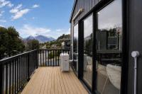 Mountain Lake views 3BR house - Bed and Breakfast Queenstown
