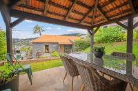 Casa dos Gatos - Bed and Breakfast Calheta