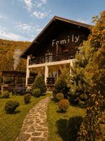Chalet "Family" - Bed and Breakfast Suskovo