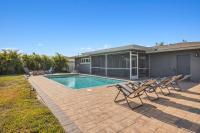 Palm Haven! - Bed and Breakfast Cape Coral