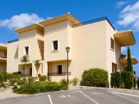 Apartamento duplex en resort de golf y playa - B&B Atamaría