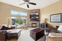 Ski Haven Elegant Townhome with Private Hot Tub - Chambres d'hôtes Park City