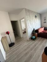 Alex Home - B&B Floreşti