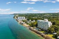 Beachfront Penthouse with Ocean and Sunset Views at Pelican Reef #703 - B&B Rincón