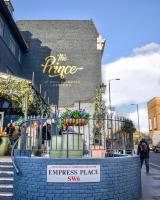 Zone 1 Earls Court Flat Sleeps 6 Pet Friendly 2 Min West Brompton - Bed and Breakfast Londen