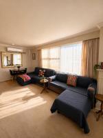 Lakefront Haven - Walk to Hospital & CBD - Ferienwohnung Hamilton