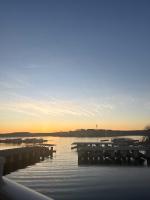 Kapilana - Cactus Unit A- Lakefront w Discounted Boat rental - Chambres d'hôtes Osage Beach