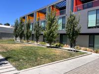 New Stylish Fully Furnished Studio Close to Downtown - B&B Sacramento