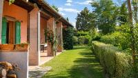 Villa Belvedere Stylish Villa on Tuscan Hills - B&B Reggello