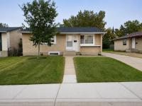 3-Bedroom bungalow Suite, North Edmonton - B&B Edmonton