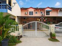 Leena Homestay Cheras - B&B Cheras