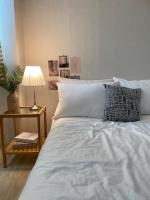 10 minutes to Gil Hospital, Terminal Station, and Munhak Stadium! 'Sosodam', a stylish accommodation in the Traders shopping area - Ferienwohnung Incheon