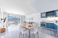 Sails on the Sea - Club Wyndham - B&B Airlie Beach