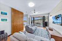 Seas the Day at the Marina - B&B Airlie Beach