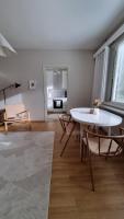 Yksiö rauhallisella sijainnilla ja omalla autopaikalla - Bed and Breakfast Kajaani