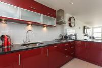 Incredible penthouse views ! with private parking - Bed and Breakfast Poole