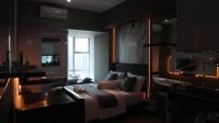 Cozy Modern Studio 30 with Full Kitchen - Ferienwohnung Surabaya