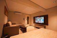 Luxury apartment with one bedroom and a living room, modern furnishings, full service, 11 m - Chambres d'hôtes Riyad