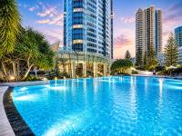 Iconic Q Tower Apartments- Your Vacay Stay - B&B Gold Coast