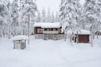 Northern Delight Saivu & Ulda, next to Reindeer Farm, including Lappish Hut and Skiroom - B&B Levi