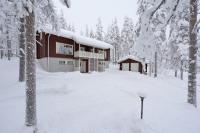Northern Delight Saivu & Ulda, next to Reindeer Farm, including Lappish Hut and Skiroom - B&B Levi