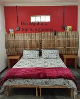 Groendraai PetFriendly SelfCatering Accommodation, Die Karoohuis, Die Wijnhuis and Die Vinknes - Bed and Breakfast Klapmuts