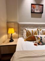 Luma Premium Stay, Near Expo Mart, Pari Chowk - B&B Greater Noida