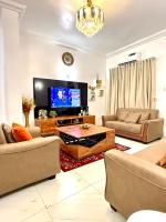 Signature Oaks 2 BR Apartment 2 - Great Location - B&B Ankuru