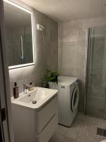 Modern, central and newly renovated apartment - Ferienwohnung Oslo
