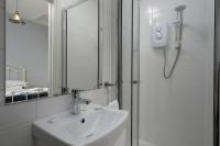 Fox and Hounds Inn - B&B Acton Turville