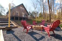 Cabin in Shenandoah - Private, Hot Tub, Firepit, Bocce Ball, Ping Pong - B&B Shenandoah