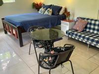 Creole Cottage - B&B Calibishie