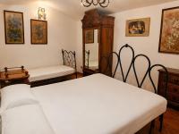 Scenic Holiday Home in Fematre di Visso Sibillini Mountains - B&B Fematre